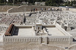 Jeesuksen ajan Jerusalemin pienoismalli temppeleineen on mielenkiintoinen nhtvyys.